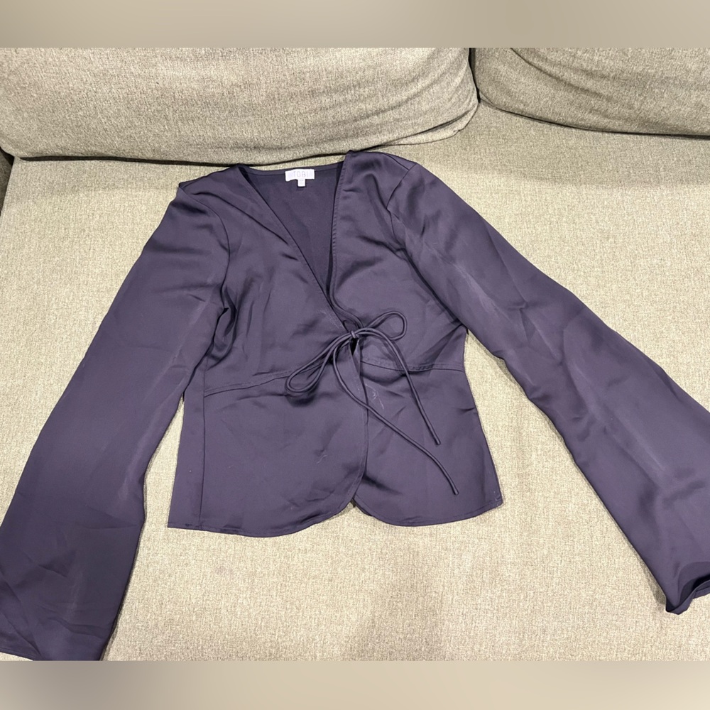 Tobi Black Front Tie Blouse
